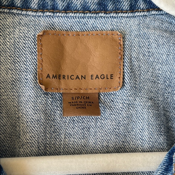 American Eagle Shrunken Denim Jacket - Picture 4 of 5